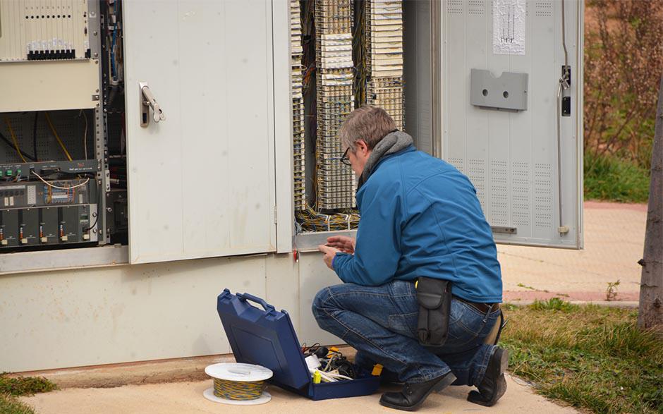 recherche travail électricien bâtiment Avon